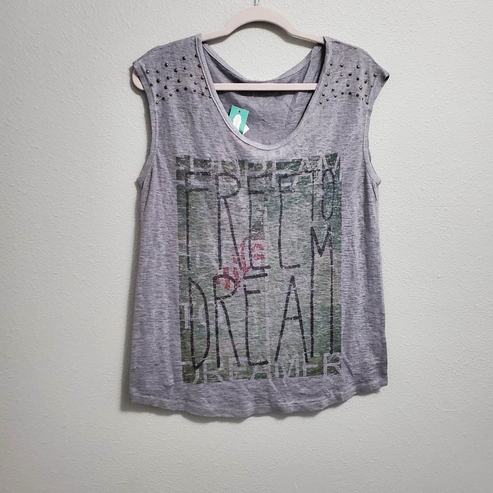Free to Dream Tank Top Size Large
